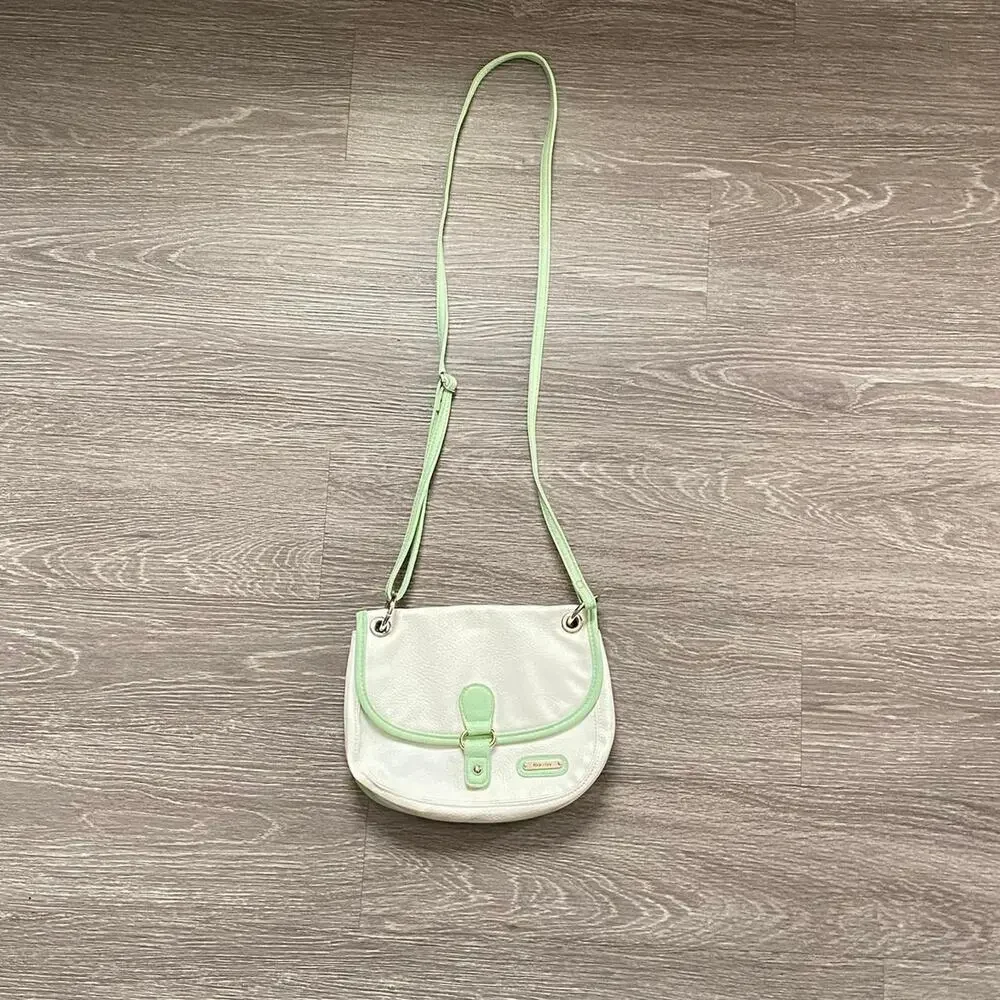 Mint and white koltov shoulder bag